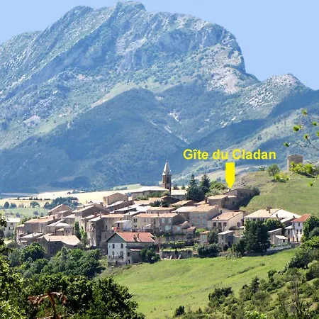 Casa vacanze Du Cladan LʼÉpine